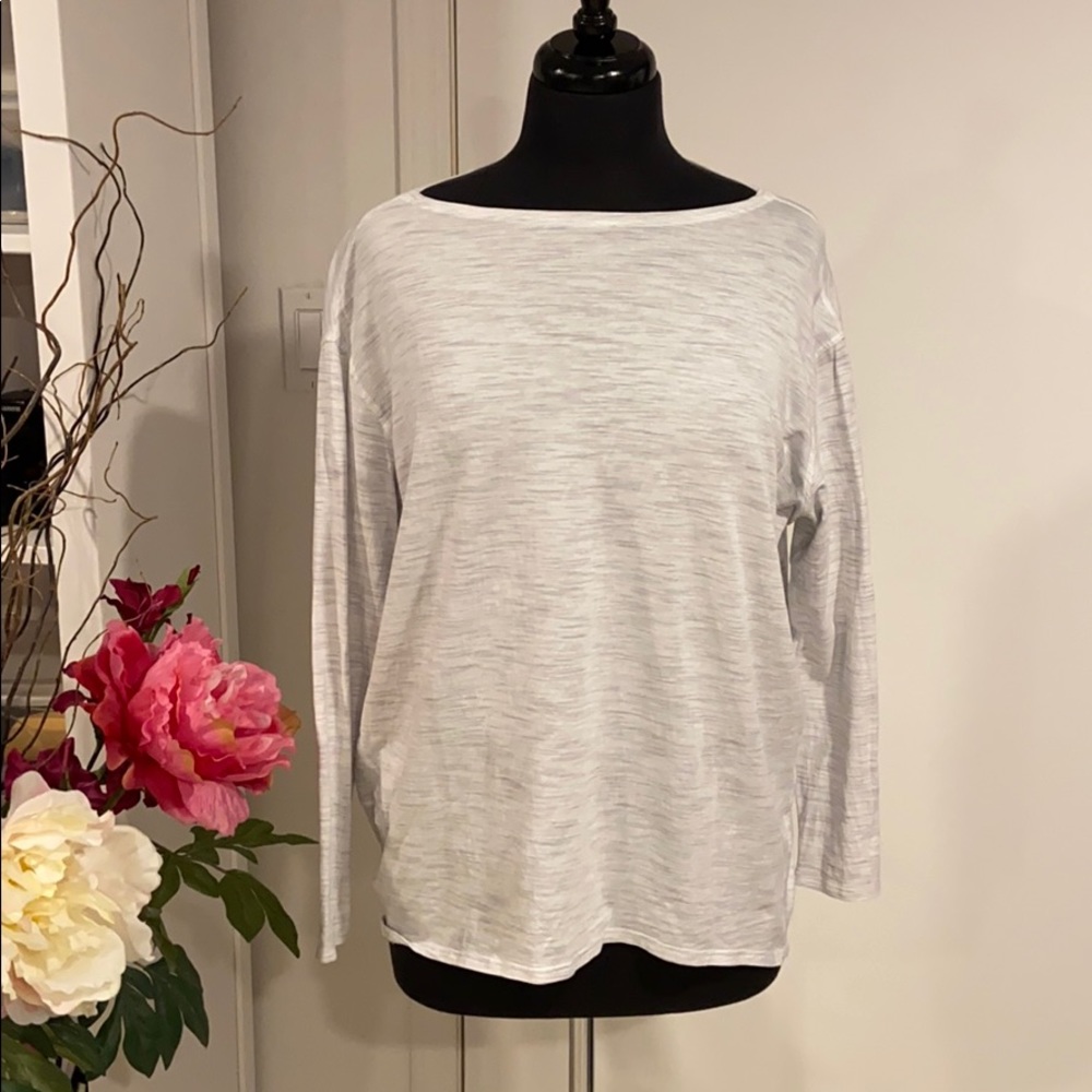 LuluLemon Lightweight pullover